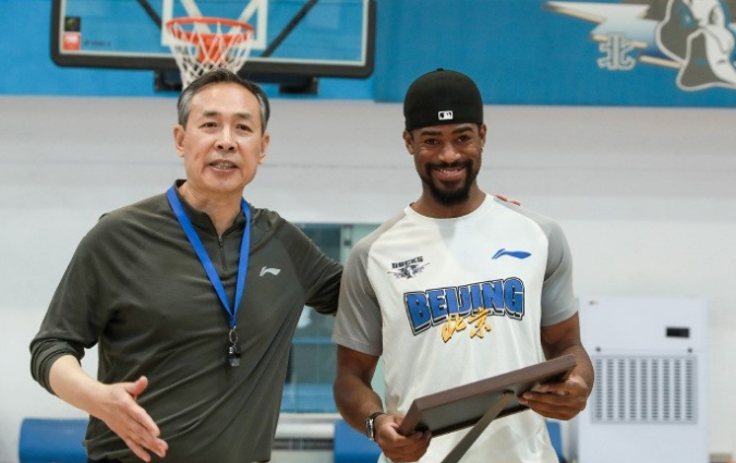 百度体育nba-北京男篮官宣解约贝利!29场仅1场20+离开不意外 新外援已就位