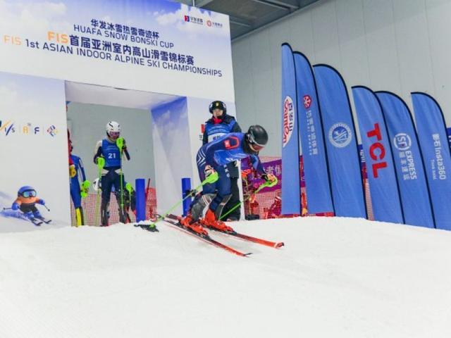 百度体育-30℃的冰雪对决：深圳何以拿下国际滑雪赛事首单？